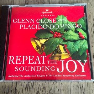 Hallmark Glenn Close and Placido Domingo Repeat the Sounding Joy CD